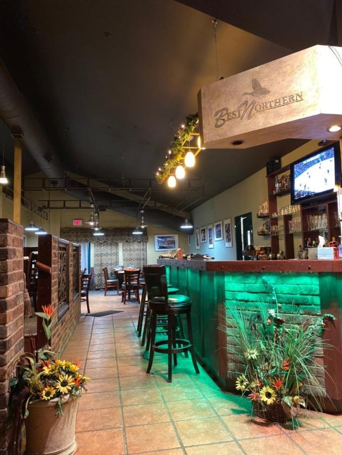 Best Northern Motel And Restaurant วาวา ภายนอก รูปภาพ