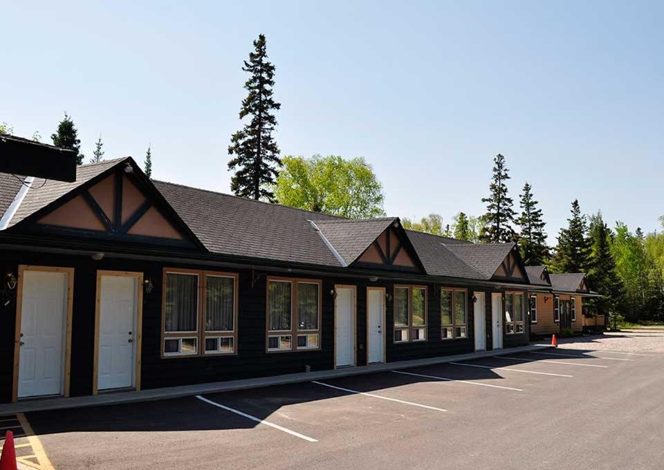 Best Northern Motel And Restaurant วาวา ภายนอก รูปภาพ